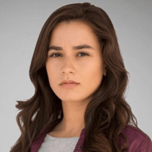 Актер Эдже Яшар