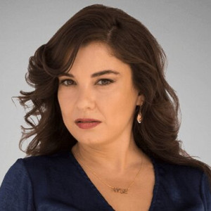 Актер Ирем Алтуг